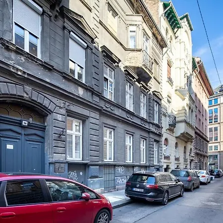 Cute For Couples Apartment Budapest